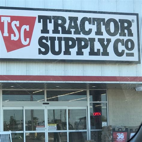 Tractor supply yuma - 502 East 8th Avenue, Yuma. Open: 8:00 am - 10:00 pm 0.27mi. Read the information on this page for Tractor Supply Yuma, CO, including the hours, local map, customer reviews and other relevant info.